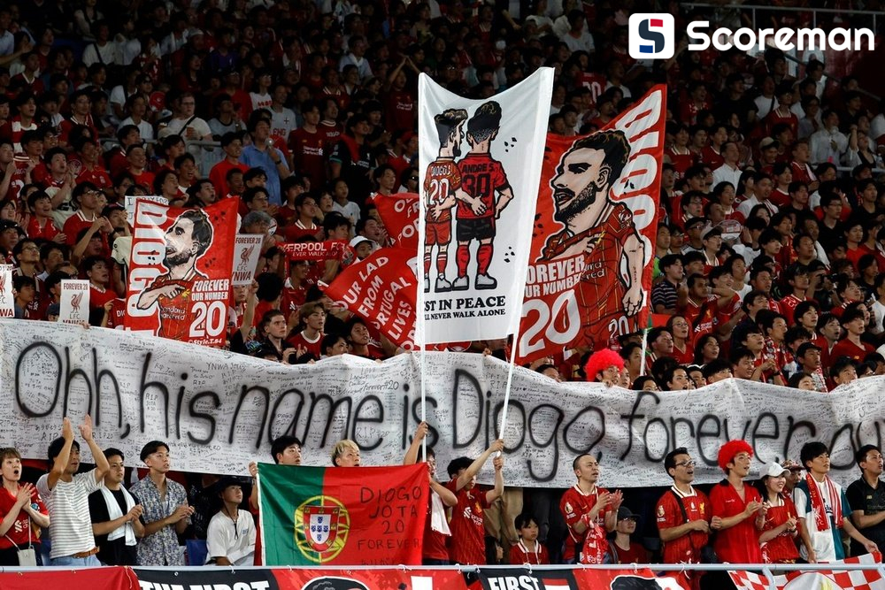 리버풀, 안필드서 열린 첫 프리시즌 매치서 '조타 추모'